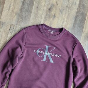 Calvin Klein Purple Gray Long Sleeve Crew Neck Sweatshirt size Small